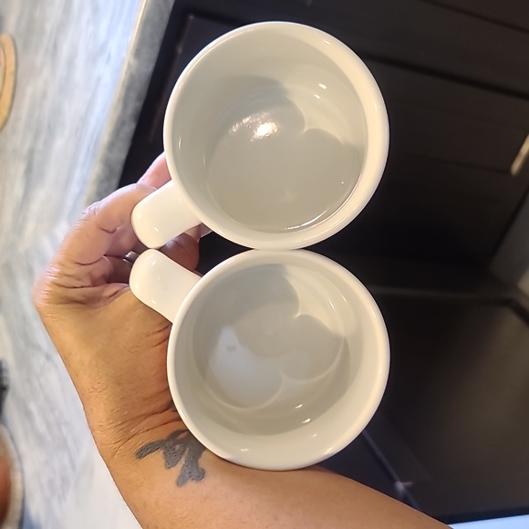 Vintage Campbell's Soup Mugs With 4 Seasons Graphics - Picture 4 of 4